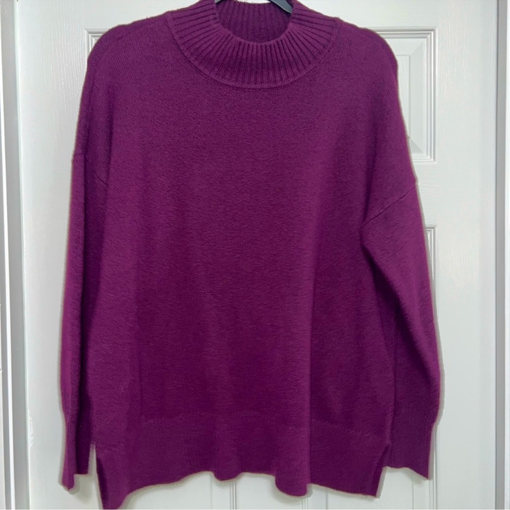 Loft - Women's Purple Sweater
